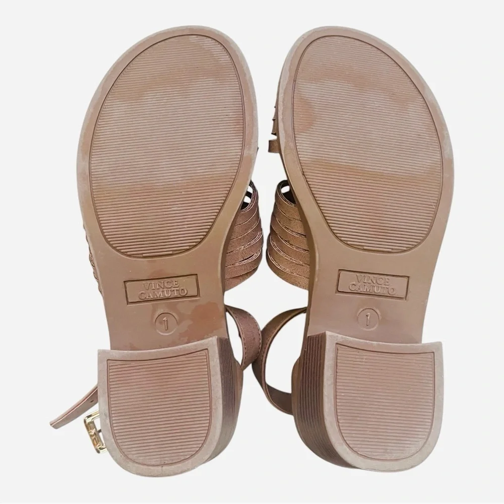 Vince Camuto brown leather little girl sandals sz.1 block heel twisted upper